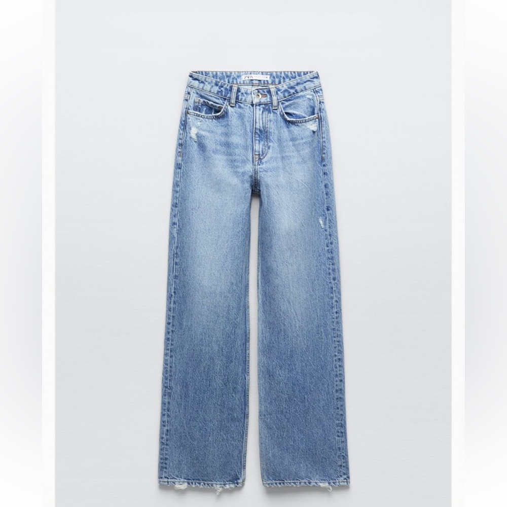 Zara Jeans. Z1975 mid rise straight long length jeans size 4